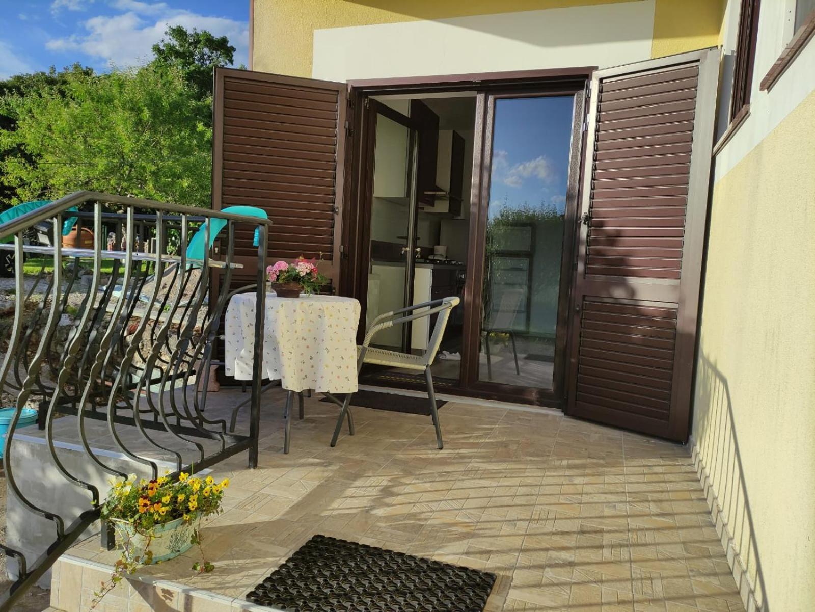Apartmani Melia Marcelji Ngoại thất bức ảnh